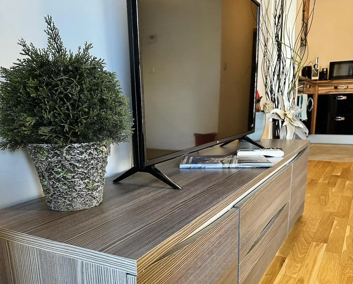 Brand New Apartment, Top Location-Near Vic/Danube Vienna Apartment