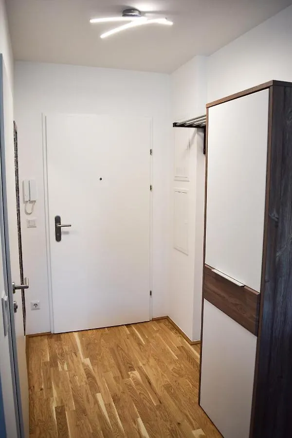 Brand New Apartment, Top Location-Near Vic/Danube Vienna